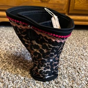 Natural life car cup organizer.